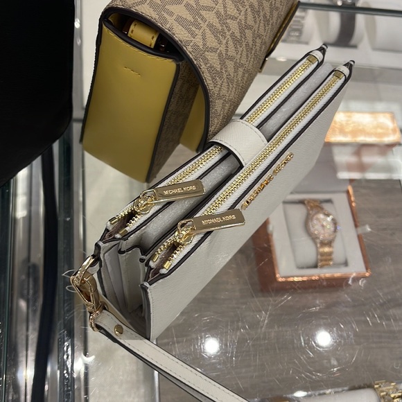 MICHAEL KORS LARGE DOUBLE ZIP WRISTLET WALLET PHONE CASE CLUTCH 
Optic White - Picture 3 of 16